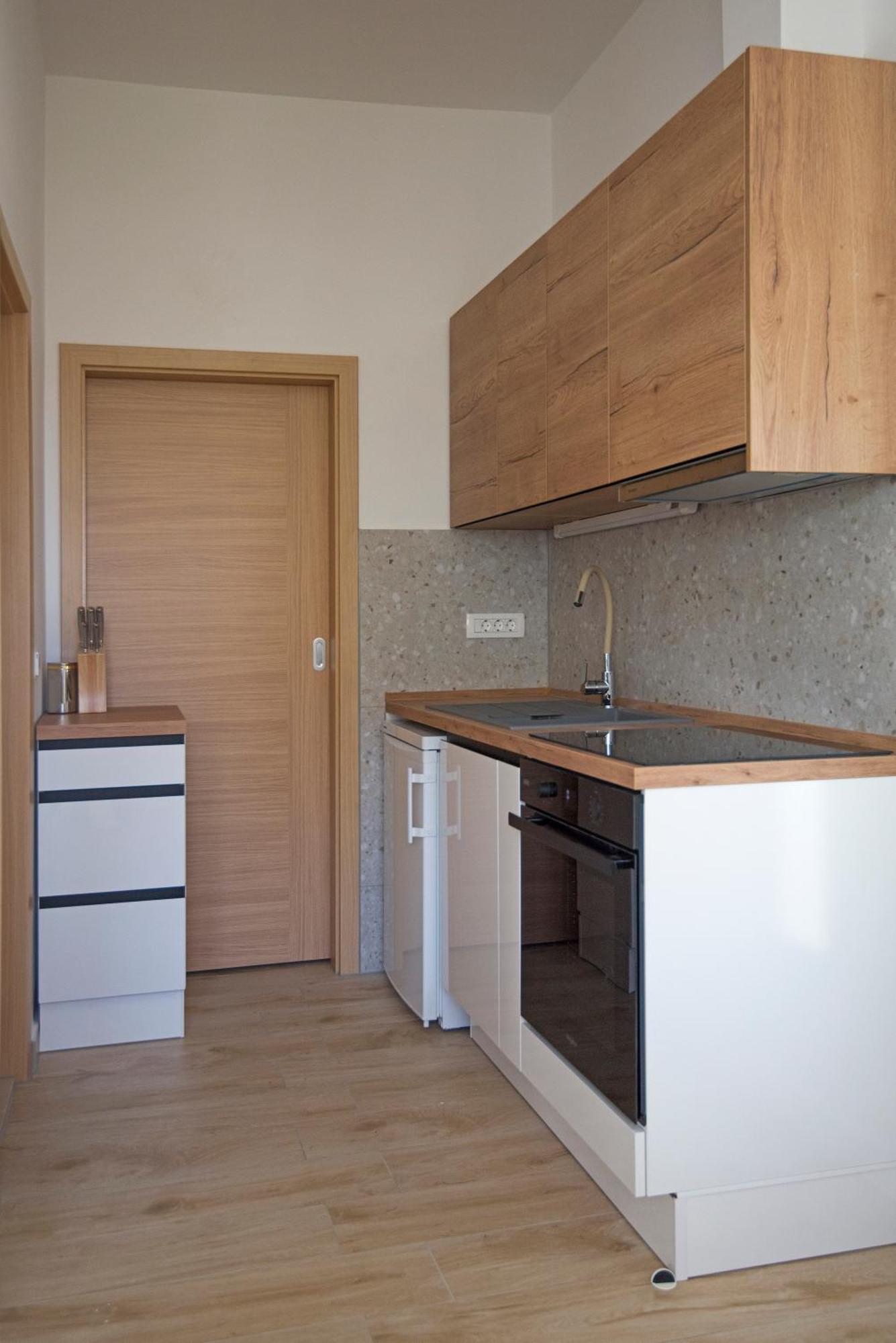 Apartmani Tomica Jesenice  Esterno foto