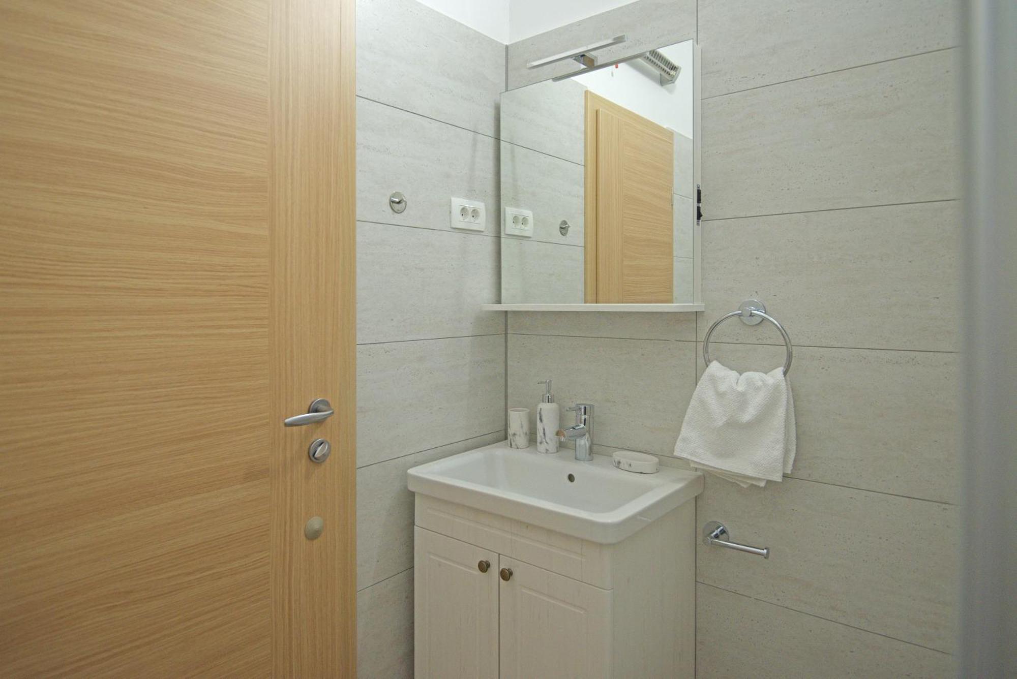 Apartmani Tomica Jesenice  Esterno foto